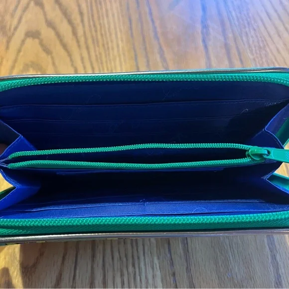 Vera Bradley Green and Pink Patterned Wallet - Picture 6 of 7